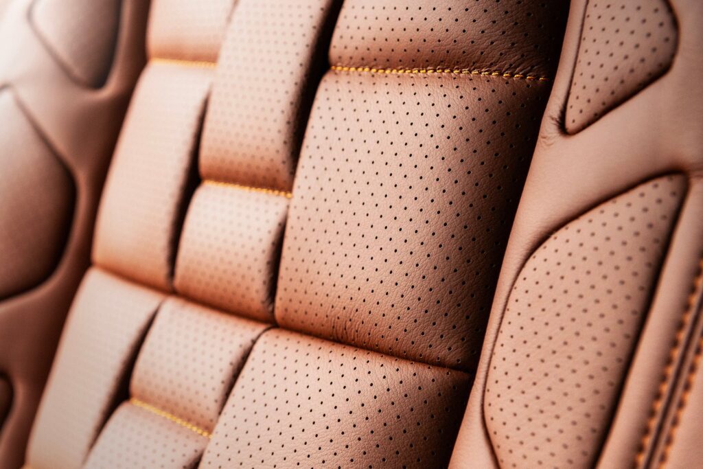 9b936396394d---CAR6752-a39dac