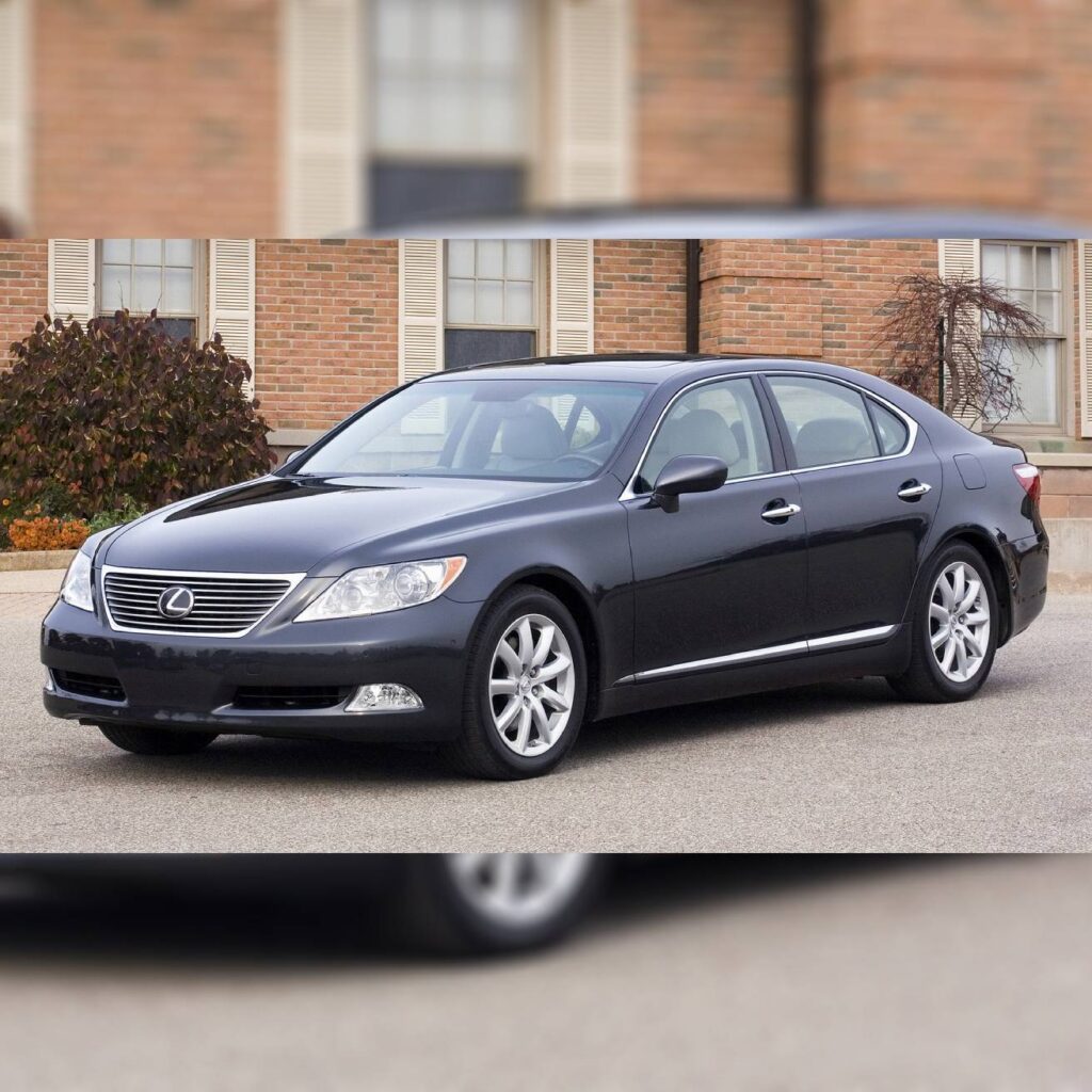 Lexus LS460